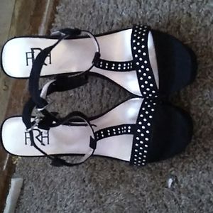 FRH Black and Silver Strappy high heel platform shoes size 7